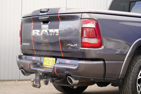 Dodge Ram 1500 5.7 V8 4x4 Crew Cab Limited Laramie / Pano / Harman Kardon / Elek. Treeplanken / EX. BTW / 2e Eigenaar