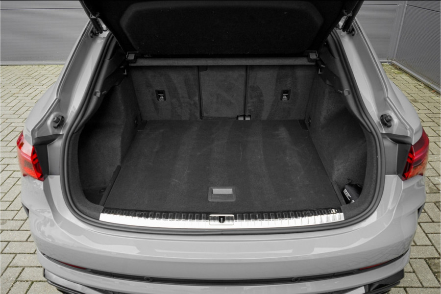 Audi Q3 Sportback TFSI RS Pano Sonos 360° Sportuitlaat 21"