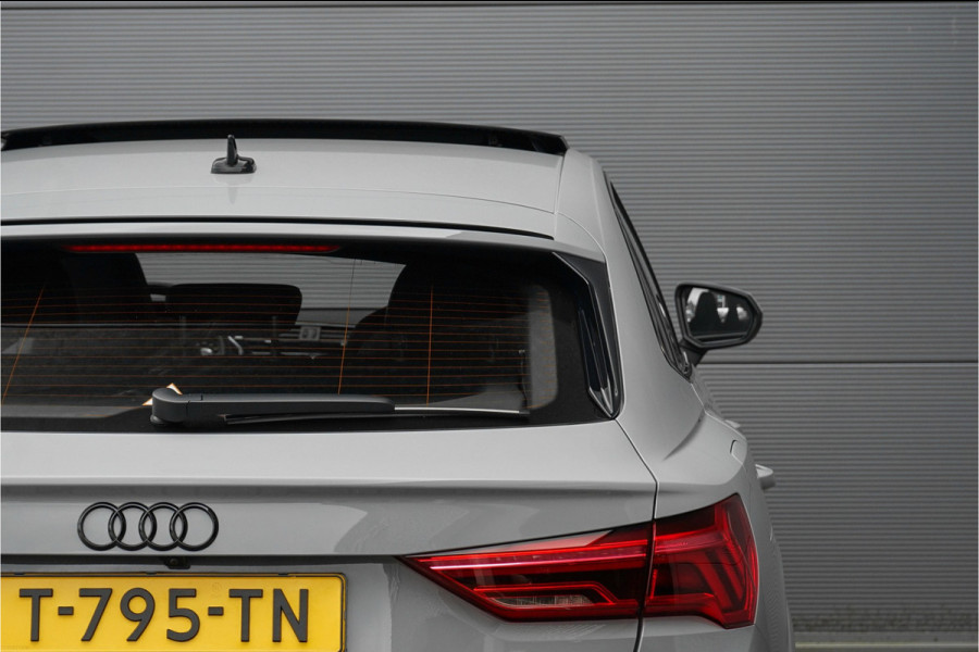 Audi Q3 Sportback TFSI RS Pano Sonos 360° Sportuitlaat 21"