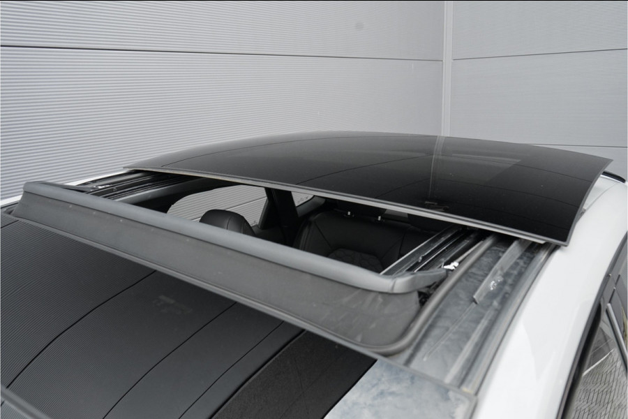 Audi Q3 Sportback TFSI RS Pano Sonos 360° Sportuitlaat 21"