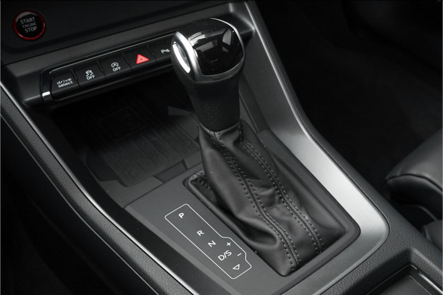Audi Q3 Sportback TFSI RS Pano Sonos 360° Sportuitlaat 21"