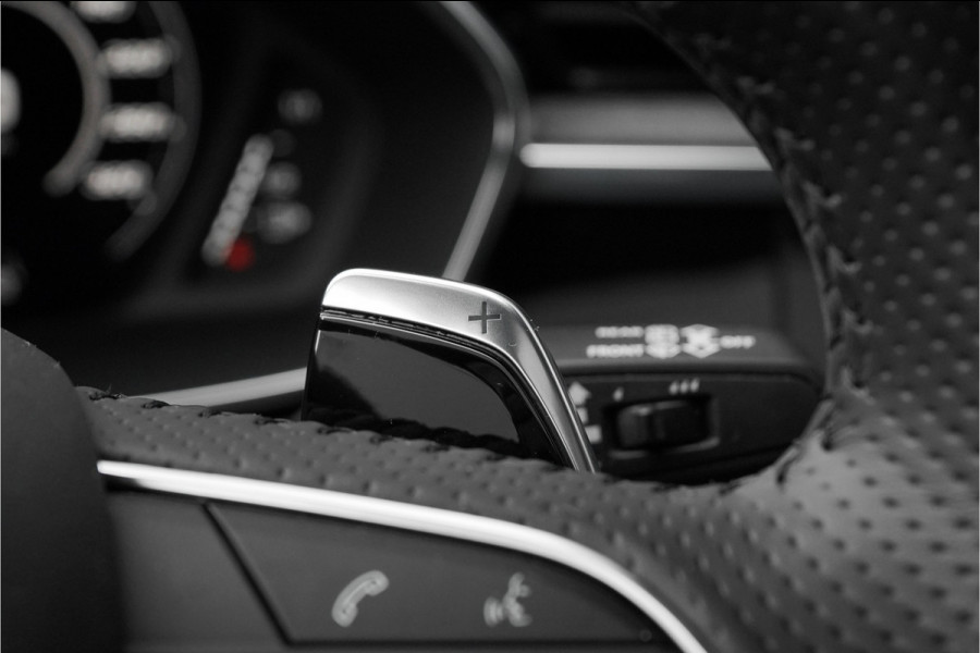 Audi Q3 Sportback TFSI RS Pano Sonos 360° Sportuitlaat 21"