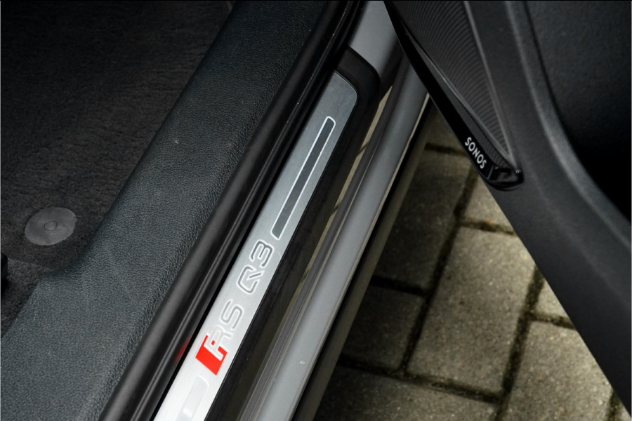 Audi Q3 Sportback TFSI RS Pano Sonos 360° Sportuitlaat 21"