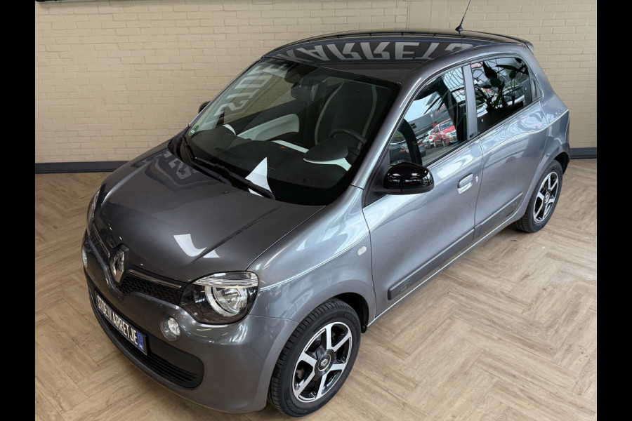 Renault Twingo 1.0 SCe 70pk | Limited | Verkocht! Airco | PDC | 15" | Bluetooth | Cruise | 100% Onderhouden!