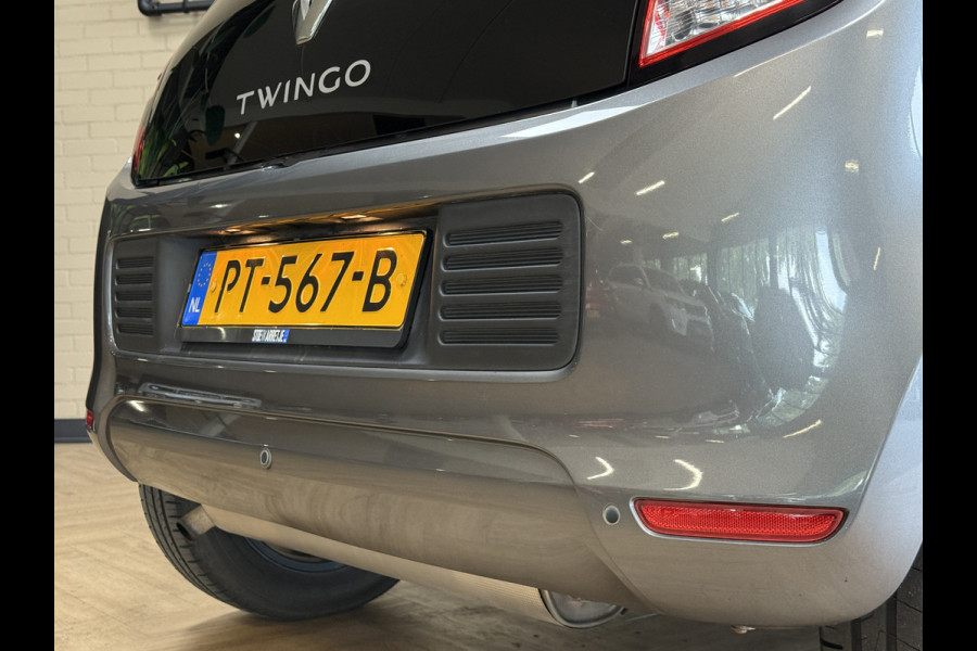 Renault Twingo 1.0 SCe 70pk | Limited | Verkocht! Airco | PDC | 15" | Bluetooth | Cruise | 100% Onderhouden!