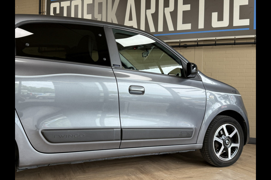 Renault Twingo 1.0 SCe 70pk | Limited | Verkocht! Airco | PDC | 15" | Bluetooth | Cruise | 100% Onderhouden!
