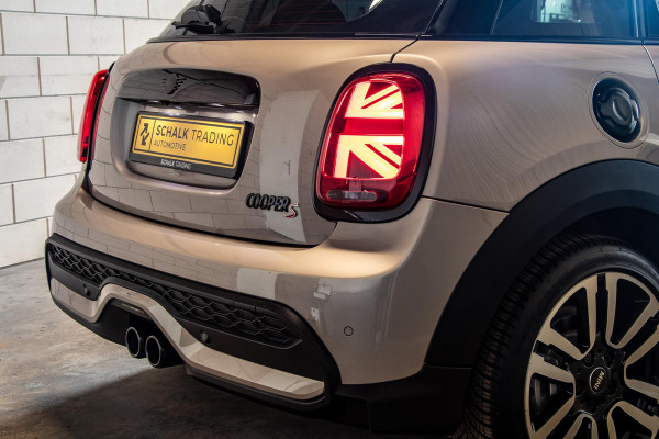 MINI 2.0 Cooper S|5-d|Cam|Dealer ond|Black-edition|Stoel ver