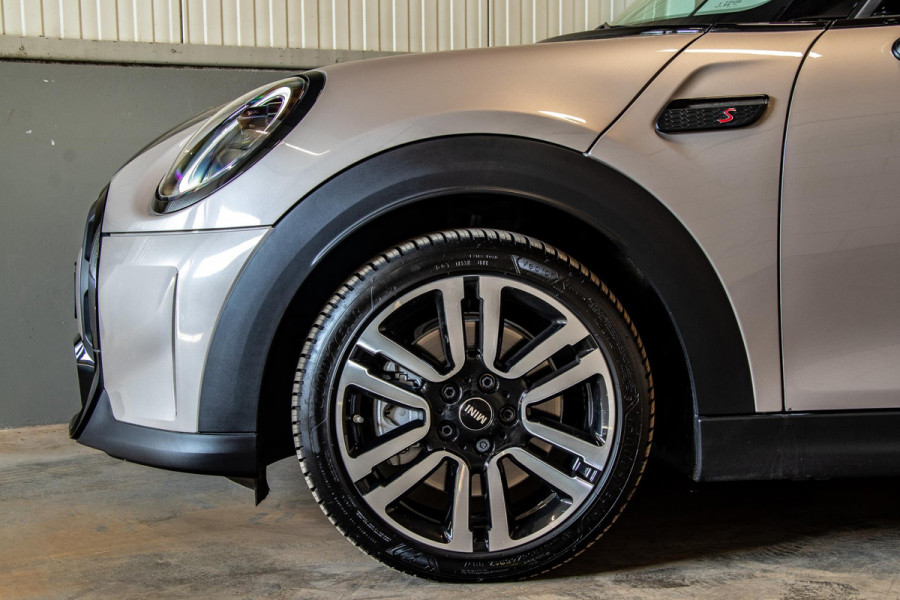 MINI 2.0 Cooper S|5-d|Cam|Dealer ond|Black-edition|Stoel ver