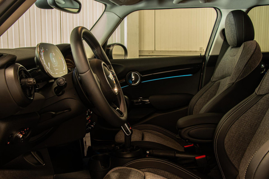 MINI 2.0 Cooper S|5-d|Cam|Dealer ond|Black-edition|Stoel ver