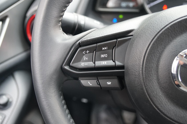 Mazda CX-3 2.0 SkyActiv-G 120 Dynamic + AFN. TREKHAAK / STOELVERWARMING / NAVIGATIE