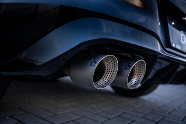 Volkswagen Golf 8 2.0 TSI R 4Motion -  R Performance Pack | Panorama | Akrapovic | ACC | H/K