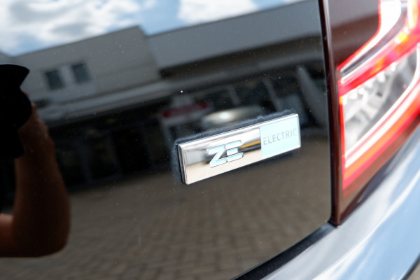Renault Twingo Z.E. R80 Intens Schuifdak / Rijklaarprijs Incl 12 maanden Bovag