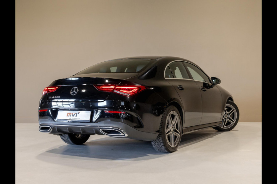 Mercedes-Benz CLA-Klasse 200 Business Solution AMG / 163pk / Sfeerverlichting / Dodehoek herkenning / Stoelverwarming /