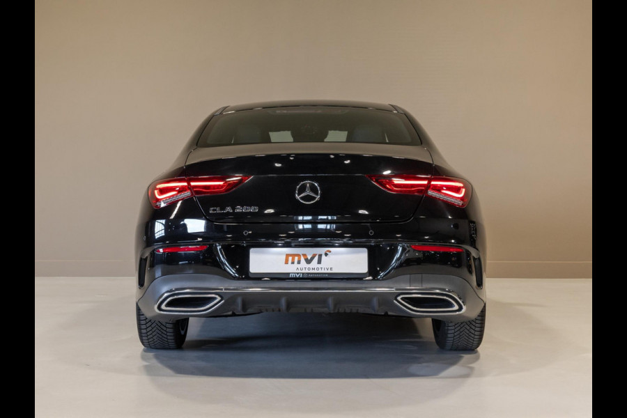 Mercedes-Benz CLA-Klasse 200 Business Solution AMG / 163pk / Sfeerverlichting / Dodehoek herkenning / Stoelverwarming /