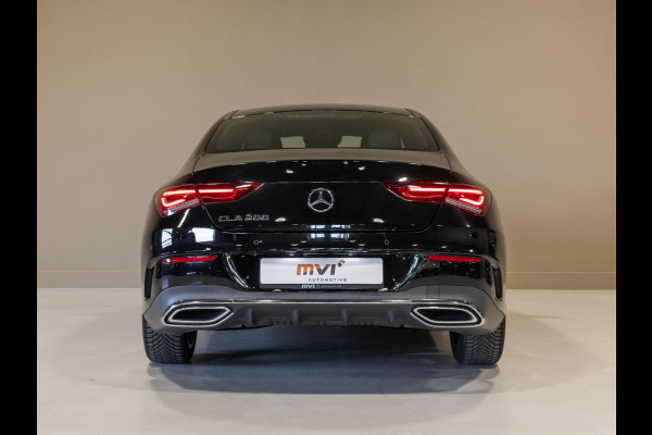 Mercedes-Benz CLA-Klasse 200 Business Solution AMG / 163pk / Sfeerverlichting / Dodehoek herkenning / Stoelverwarming /