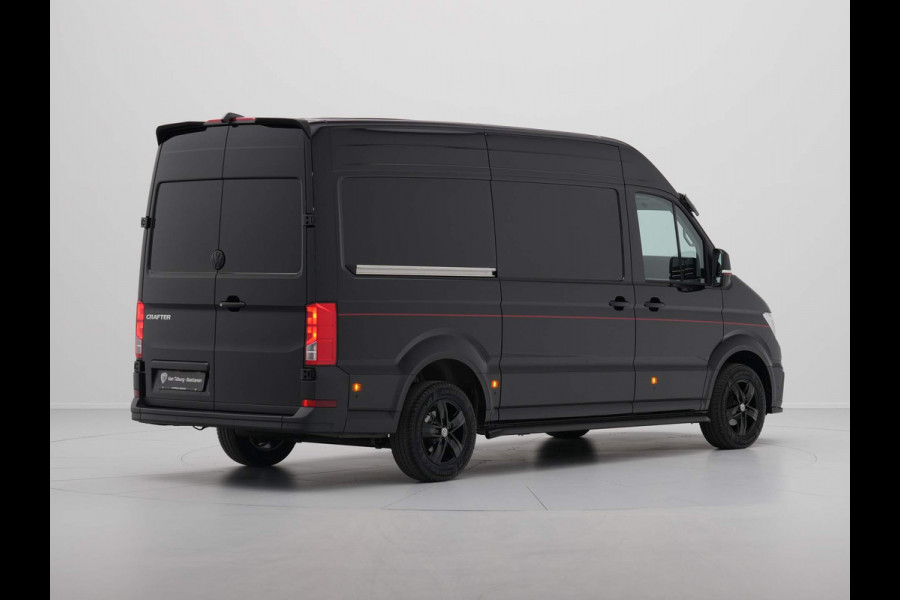Volkswagen Crafter 2.0 TDI 130kW 177PK L3H3 Exclusive Hero Edition AUT rijdende demo, kilometerstand loopt op