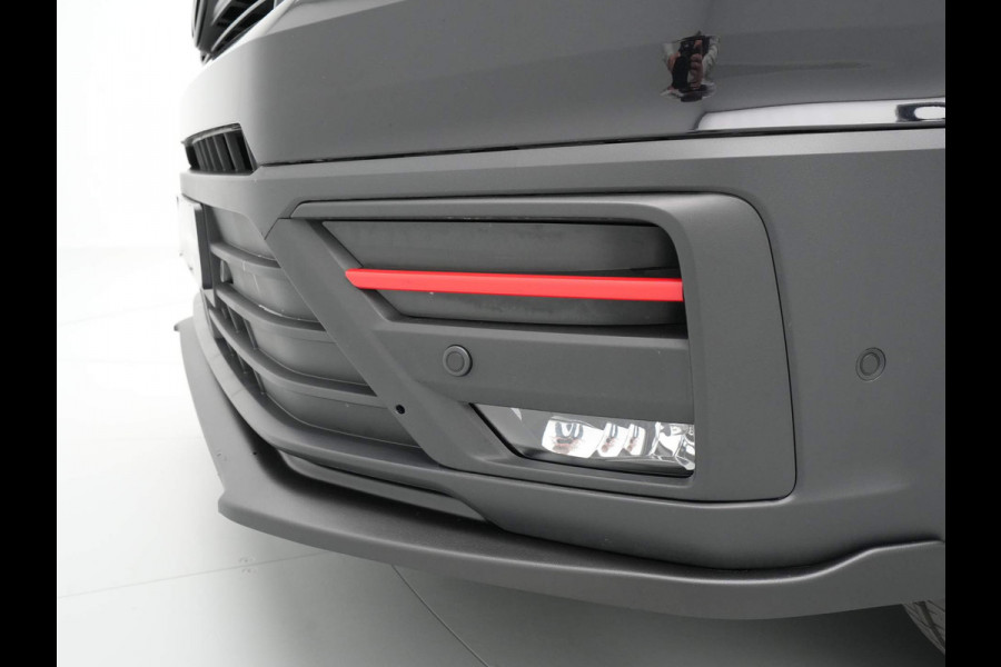 Volkswagen Crafter 2.0 TDI 130kW 177PK L3H3 Exclusive Hero Edition AUT rijdende demo, kilometerstand loopt op