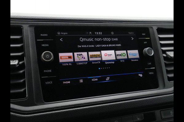 Volkswagen Crafter 2.0 TDI 130kW 177PK L3H3 Exclusive Hero Edition AUT rijdende demo, kilometerstand loopt op