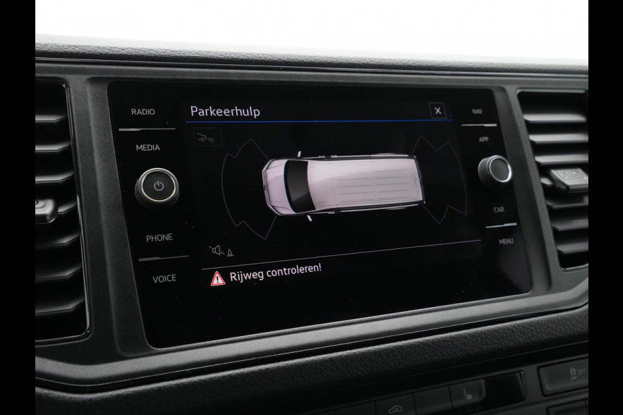 Volkswagen Crafter 2.0 TDI 130kW 177PK L3H3 Exclusive Hero Edition AUT rijdende demo, kilometerstand loopt op
