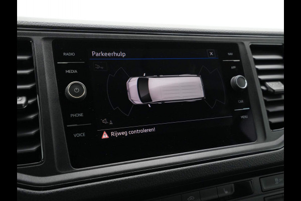 Volkswagen Crafter 2.0 TDI 130kW 177PK L3H3 Exclusive Hero Edition AUT rijdende demo, kilometerstand loopt op