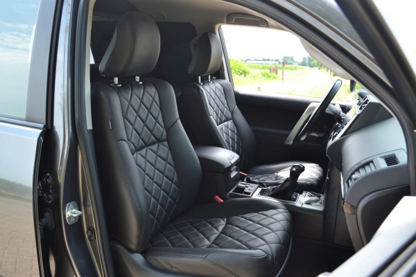 Toyota Land Cruiser 2.8 D-4D-F Challenger Window Van
