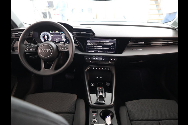 Audi A3 Limousine 35 TFSI Advanced edition 150 pk S-tronic | Verlengde garantie | Navigatie | Parkeersensoren (Park assist) | Achteruitrijcamera | Adaptieve cruise control | LED koplampen |