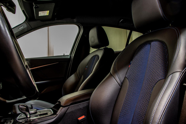 BMW 1-serie 118i|M-sport|NW 18inch|Stoelverarming|Garantie