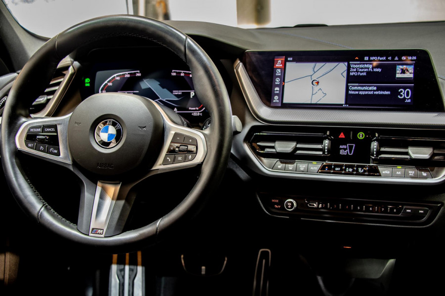 BMW 1-serie 118i|M-sport|NW 18inch|Stoelverarming|Garantie