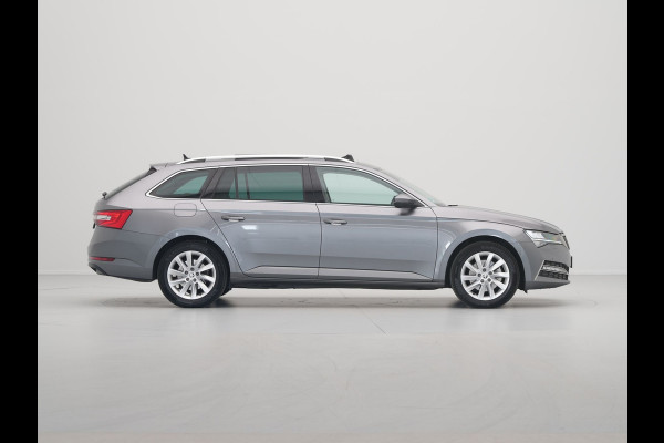 Škoda Superb Combi 1.4 TSI iV 218pk DSG Business Edition Plus Navigatie Wegkl. trekhaak Side assist Stoelverwarming v + a 221