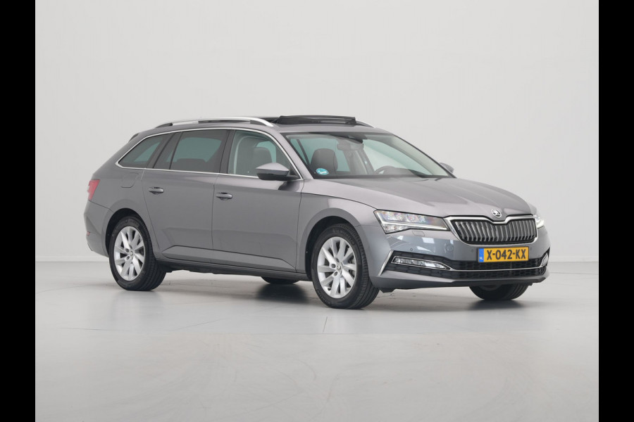 Škoda Superb Combi 1.4 TSI iV 218pk DSG Business Edition Plus Navigatie Wegkl. trekhaak Side assist Stoelverwarming v + a 221