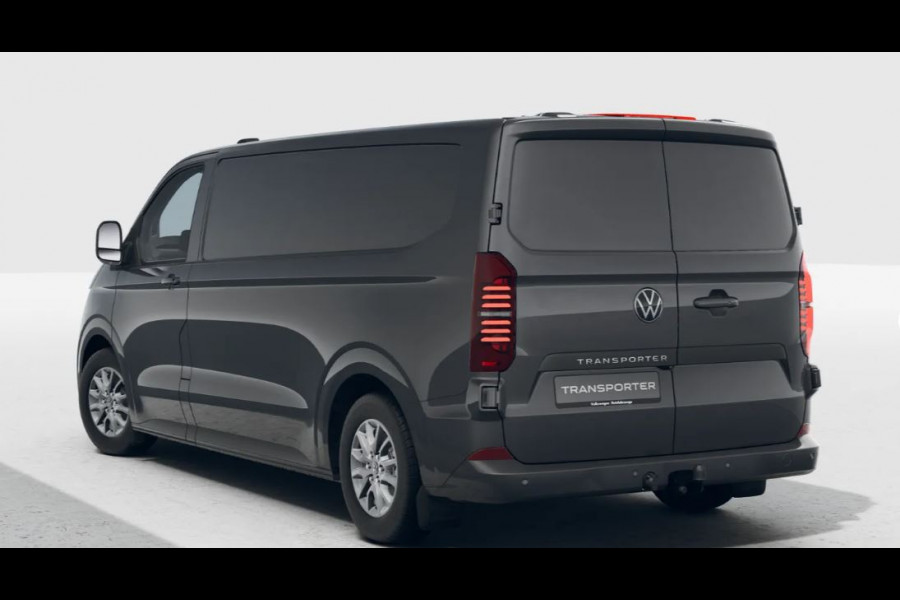 Volkswagen Transporter 2.0 TDI 110kW 150PK L2H1 Style AUT Intro BPM vrij met accessoirepakket à € 6.490,-