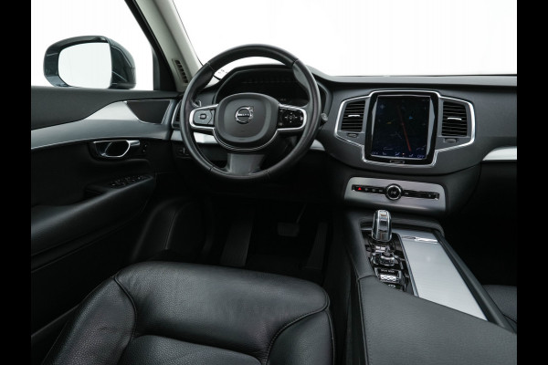 Volvo XC90 2.0 T8 Twin Engine AWD Momentum [ 7-Pers. ] (INCL-BTW) Aut. *PANO | LUXURY-LEATHER | FULL-LED | DIGI-COCKPIT | NAVI-FULLMAP | CARPLAY | ECC | HEATED-COMFORTSEATS | LANE-ASSIST | PDC | ADAPT.CRUISE | TOWBAR | 19"ALU*