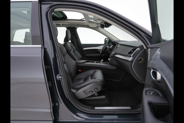 Volvo XC90 2.0 T8 Twin Engine AWD Momentum [ 7-Pers. ] (INCL-BTW) Aut. *PANO | LUXURY-LEATHER | FULL-LED | DIGI-COCKPIT | NAVI-FULLMAP | CARPLAY | ECC | HEATED-COMFORTSEATS | LANE-ASSIST | PDC | ADAPT.CRUISE | TOWBAR | 19"ALU*