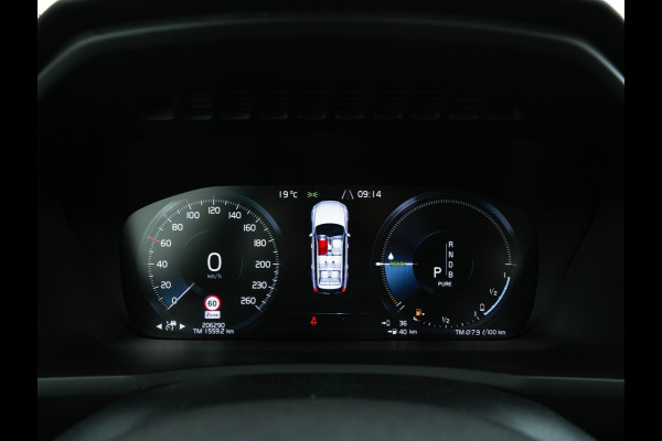 Volvo XC90 2.0 T8 Twin Engine AWD Momentum [ 7-Pers. ] (INCL-BTW) Aut. *PANO | LUXURY-LEATHER | FULL-LED | DIGI-COCKPIT | NAVI-FULLMAP | CARPLAY | ECC | HEATED-COMFORTSEATS | LANE-ASSIST | PDC | ADAPT.CRUISE | TOWBAR | 19"ALU*