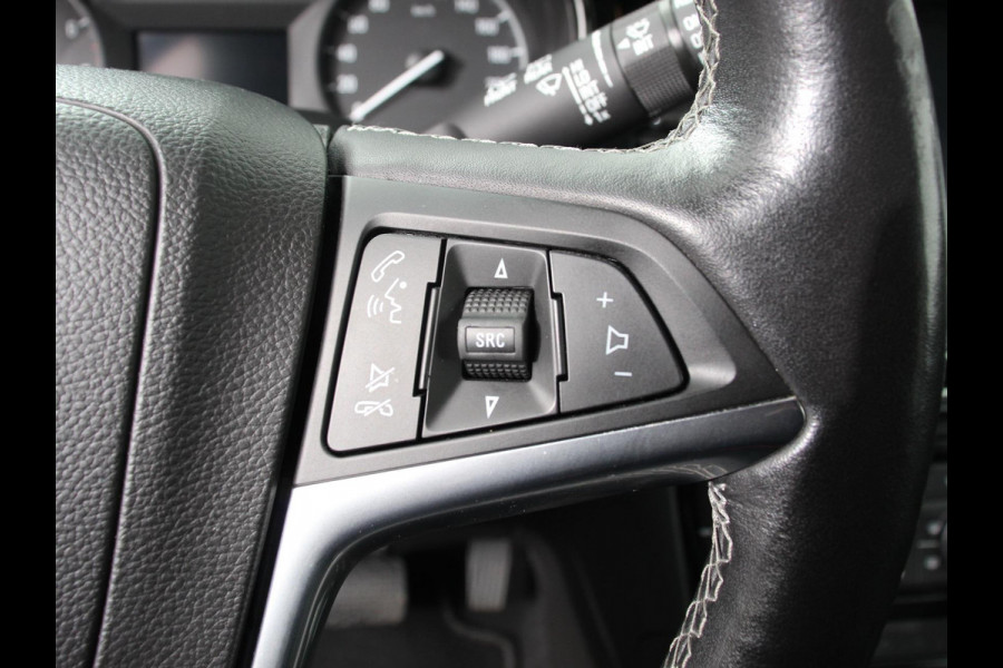 Opel Mokka X 1.4 Turbo Innovation Climate control Cruise control Parkeersensor Trekhaak Navigatie Stoelverwarming Apple Carplay/ Andriod Auto