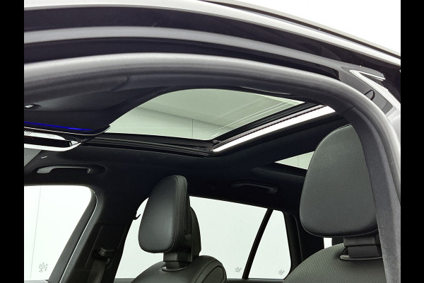 Mercedes-Benz C-Klasse Estate 200 Launch Edition AMG Line | Panoramadak | Multispaaks lichtmetalen velgen | Elct. bed voorstoelen met memory | Navigatie | Parking support | Inclusief 24 maanden MB Certified garantie voor Europa.