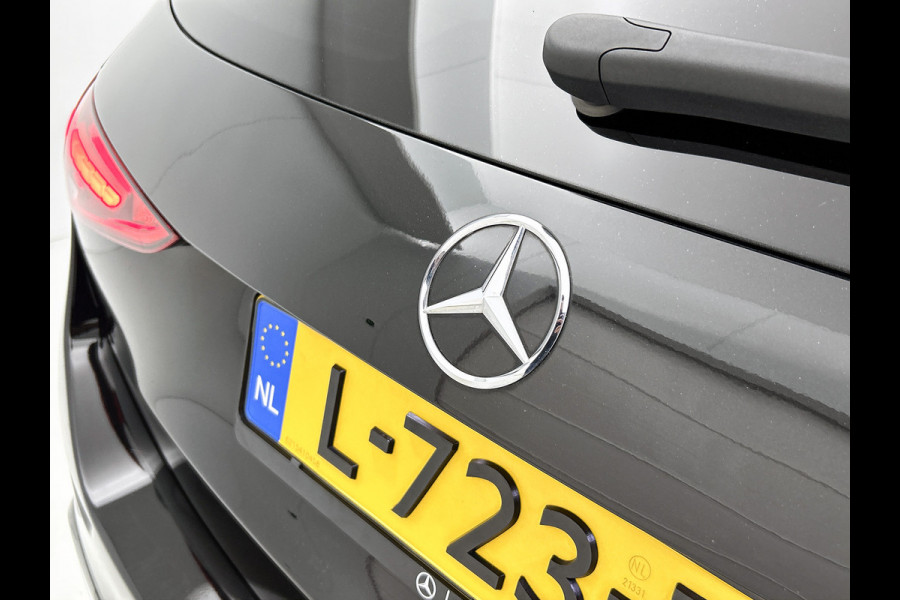 Mercedes-Benz C-Klasse Estate 200 Launch Edition AMG Line | Panoramadak | Multispaaks lichtmetalen velgen | Elct. bed voorstoelen met memory | Navigatie | Parking support | Inclusief 24 maanden MB Certified garantie voor Europa.
