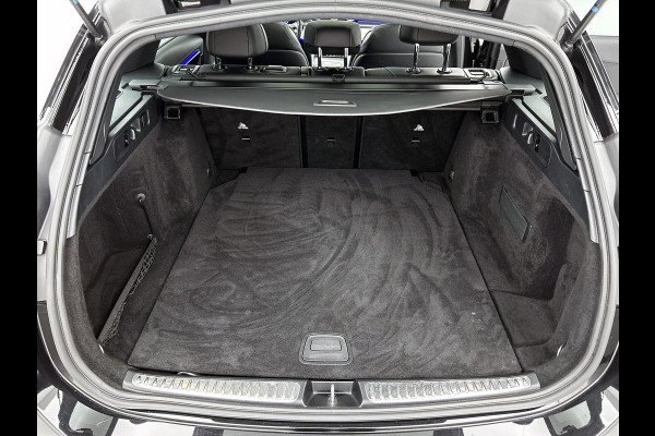 Mercedes-Benz C-Klasse Estate 200 Launch Edition AMG Line | Panoramadak | Multispaaks lichtmetalen velgen | Elct. bed voorstoelen met memory | Navigatie | Parking support | Inclusief 24 maanden MB Certified garantie voor Europa.
