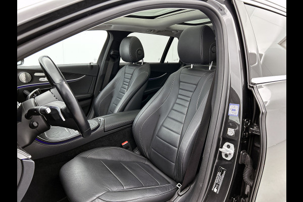 Mercedes-Benz E-Klasse Estate 300 e Business Solution AMG | Panoramadak | Wide screen | Navigatie | Elect. bedinebare voor stoelen met geheugen | Parking support met camera achter | Inclusief 24 maanden Mercedes-Benz Certified garantie voor Europa.
