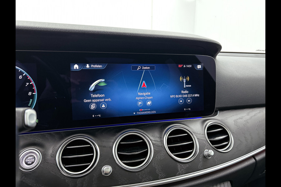 Mercedes-Benz E-Klasse Estate 300 e Business Solution AMG | Panoramadak | Wide screen | Navigatie | Elect. bedinebare voor stoelen met geheugen | Parking support met camera achter | Inclusief 24 maanden Mercedes-Benz Certified garantie voor Europa.