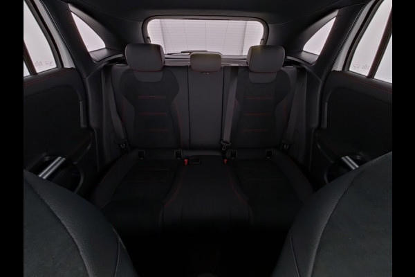 Mercedes-Benz GLA 250 e AMG Face Lift Plug-In Hybride | AMG Line Premium Plus | Night Pakket | 11kW Laden | Stuur en Stoelverwarming | Panorama Schuif-Kanteldak | Inclusief 24 maanden MB Certified garantie voor Europa.