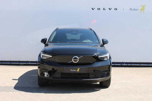 Volvo XC40 231PK Single Motor 70 kWh Core Nubuck bekleding / Google Navigatie / Warmte Pomp / Climate pack / Privacy Glass / Camera achter