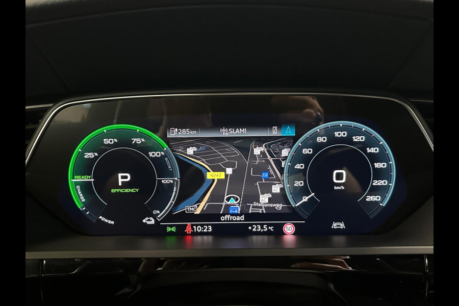 Audi e-tron 55 quattro advanced Pro Line Plus 95 kWh | TREKHAAK | LUCHTVERING | CAMERA | KIWA SCM