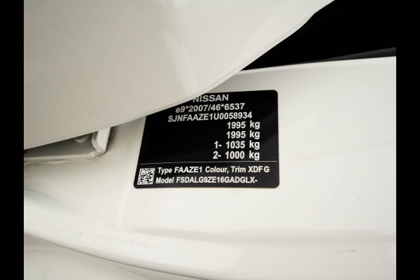 Nissan Leaf Tekna 40 kWh (INCL-BTW) Aut. *LUXURY-LEATHER | FULL-LED | BOSE-SURROUND | DIGI-COCKPIT | ADAPTIVE-CRUISE | TOPVIEW | KEYLESS | NAVI-FULLMAP | BLINDSPOT | DAB+ | PDC | HEATED-COMFORTSEATS | PRIVACY-GLASS |