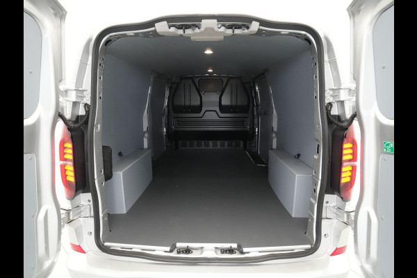 Volkswagen E-Transporter 210kW 286PK L2H1 Style Intro rijdende demo, kilometerstand loopt op