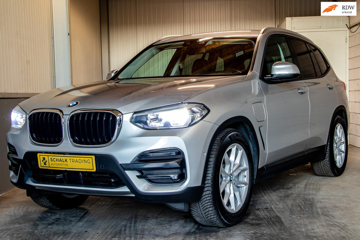 BMW X3 XDrive30e|e-trekhaak|CAM|Ledere|ACC|Digitaal|Dealer BMW X3 XDrive30e|e-trekhaak|CAM|Ledere|ACC|Digitaal|Dealer