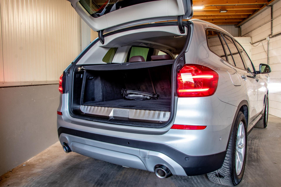 BMW X3 XDrive30e|e-trekhaak|CAM|Ledere|ACC|Digitaal|Dealer