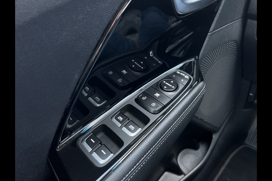 Kia Niro 1.6 GDi H. DEALER ONDERHOUDEN! LEDEREN BEKLEDING! CARPLAY! NAVI!