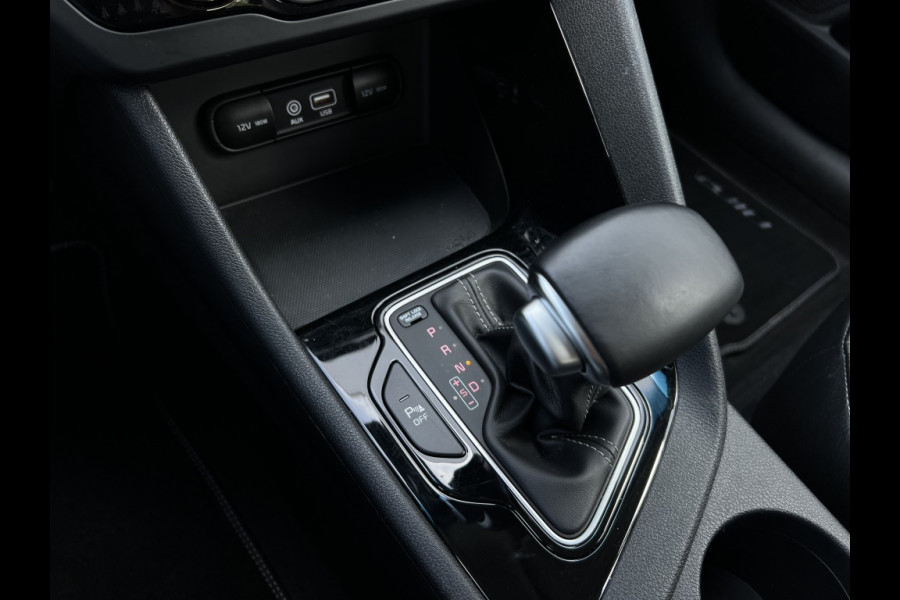 Kia Niro 1.6 GDi H. DEALER ONDERHOUDEN! LEDEREN BEKLEDING! CARPLAY! NAVI!