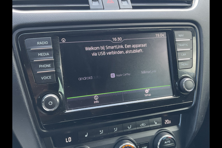 Škoda Octavia Combi 1.4 TSI Style Xenon Aut Trekhaak Canton Stoelverw Carplay Voll.Onderhouden!